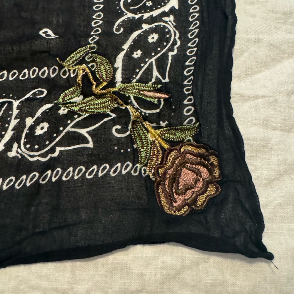 RARE Betsey Johnson 100% cotton rose embroidered bandana handkerchief scarf